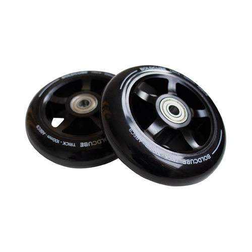 Alloy Wheels: Star: Black / Black